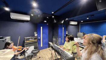 ライブ絵本ルーミーパーク